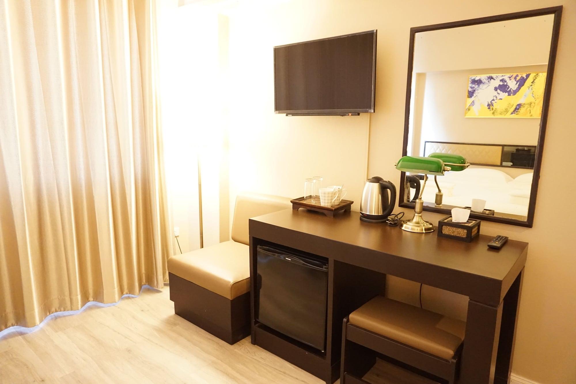 Taris Art Hotel Phrae Luaran gambar
