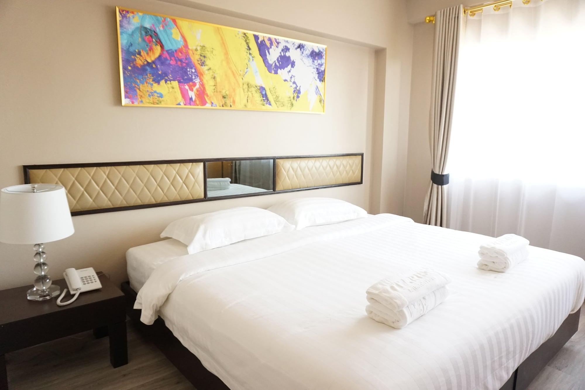 Taris Art Hotel Phrae Luaran gambar