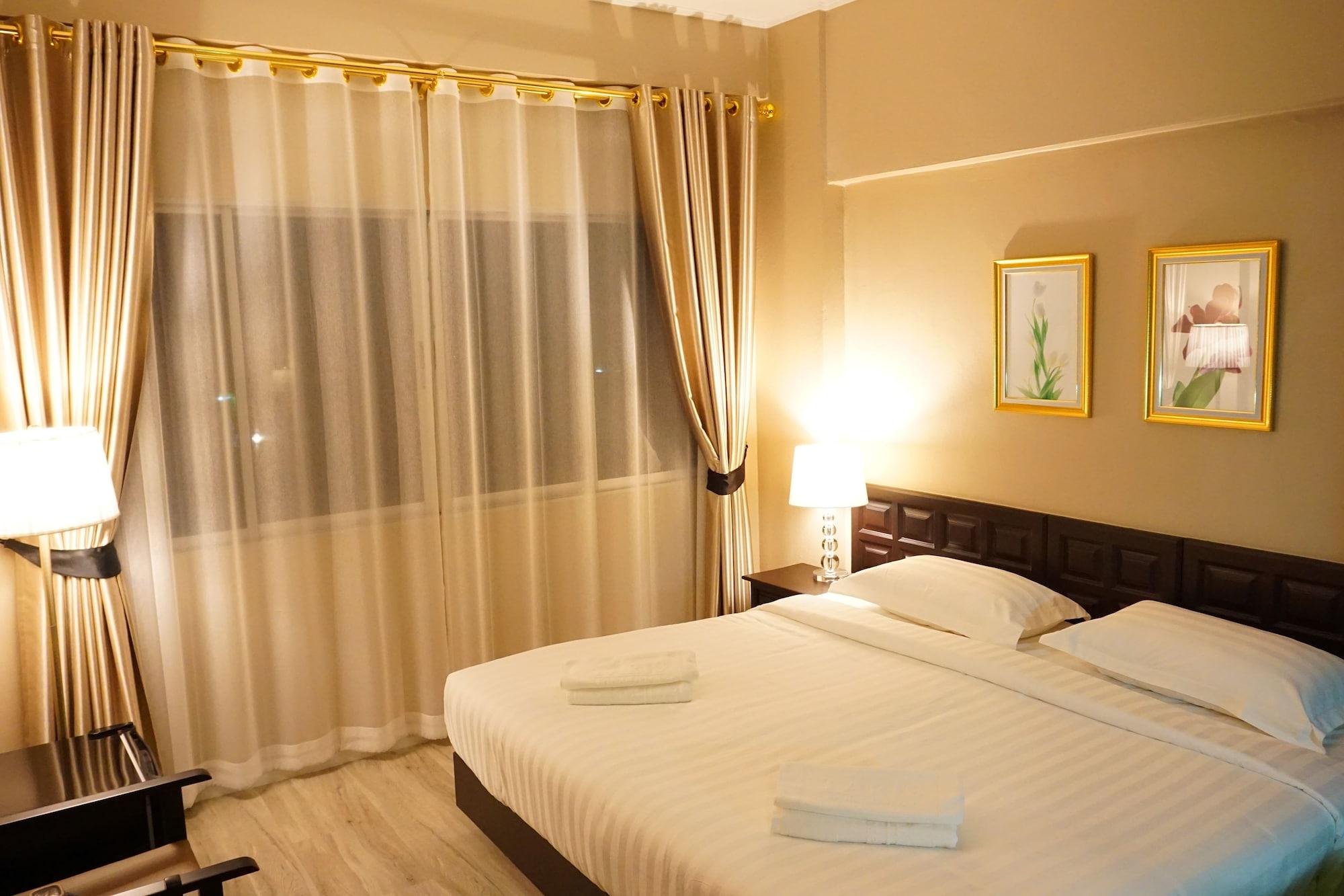 Taris Art Hotel Phrae Luaran gambar