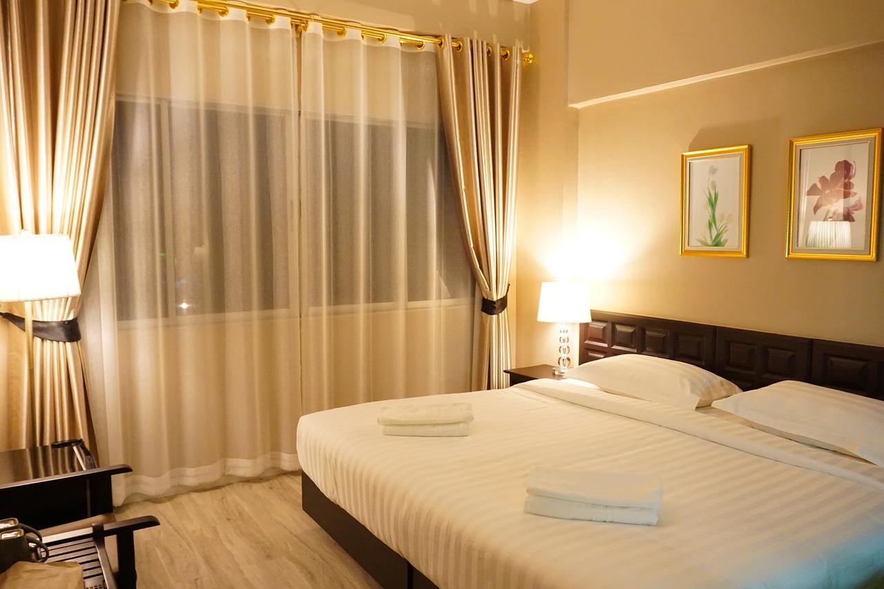 Taris Art Hotel Phrae Luaran gambar