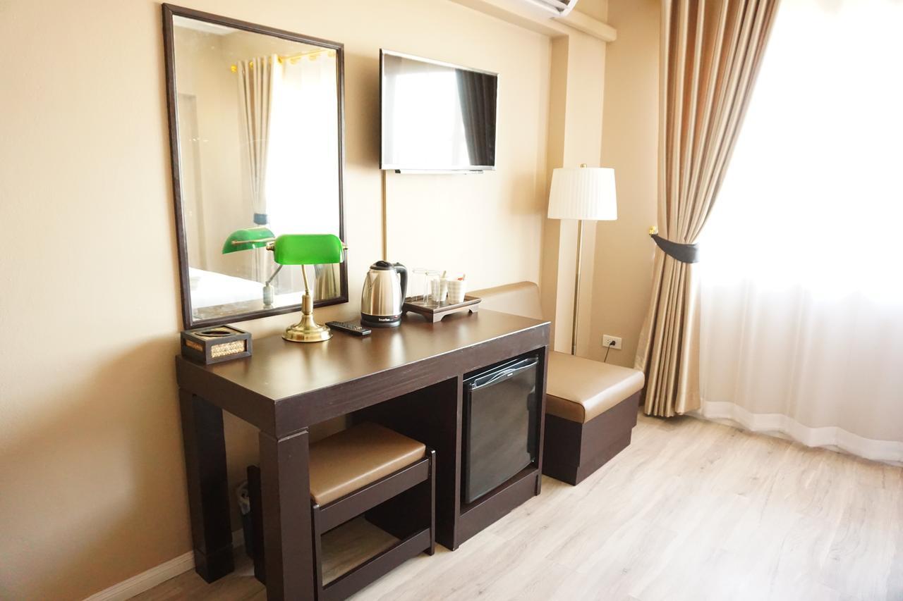 Taris Art Hotel Phrae Luaran gambar