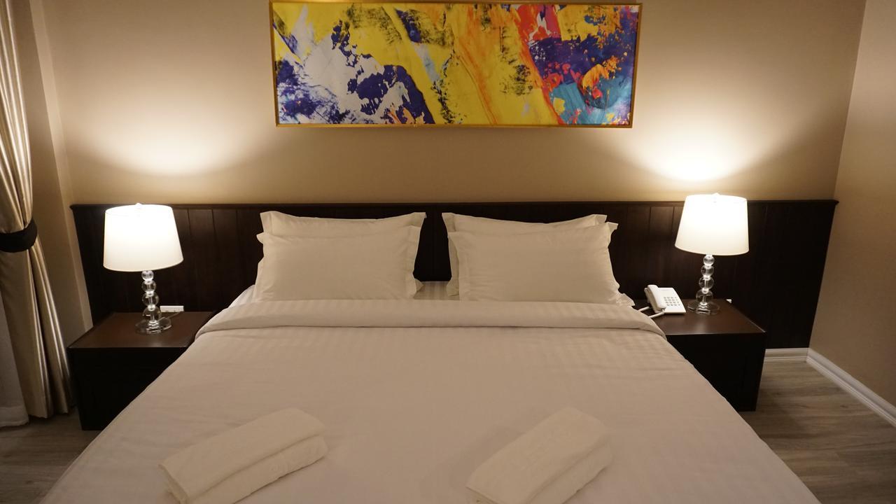Taris Art Hotel Phrae Luaran gambar