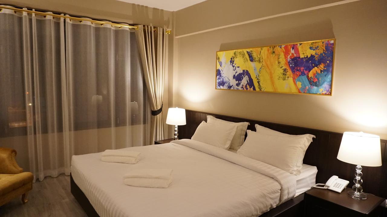 Taris Art Hotel Phrae Luaran gambar
